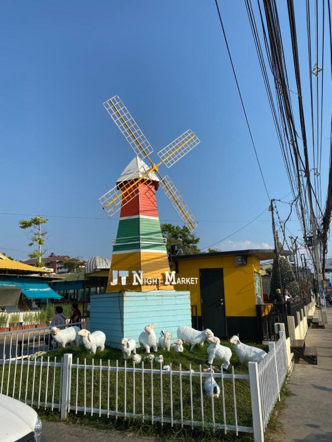 Jomtien Beach Hostel & Guesthouse Exterior foto
